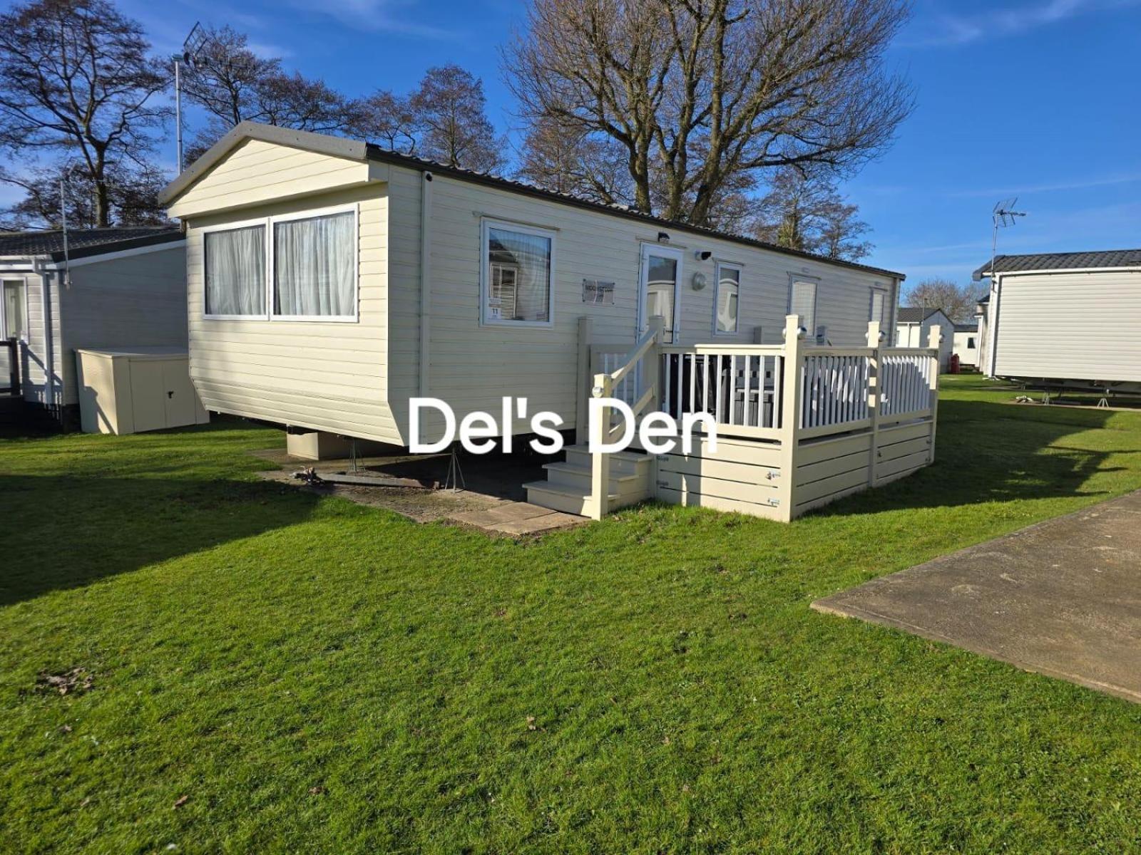 Del'S Den Lakeside Weeley Bridge Luaran gambar